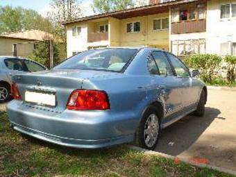 2003 Mitsubishi Galant Pictures