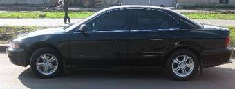 2003 Mitsubishi Galant Photos