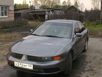 2003 Mitsubishi Galant Photos