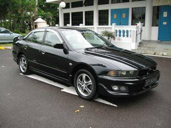 2003 Mitsubishi Galant Photos