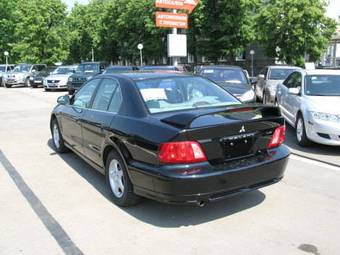 2003 Mitsubishi Galant Images