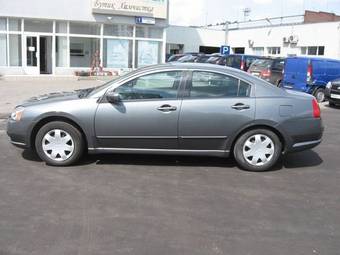 2003 Mitsubishi Galant Pictures