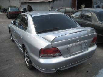 2003 Mitsubishi Galant Photos