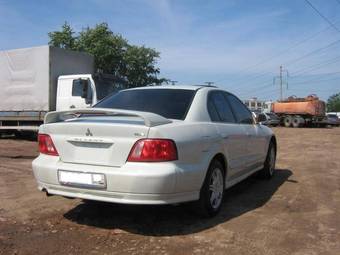 2003 Mitsubishi Galant Images