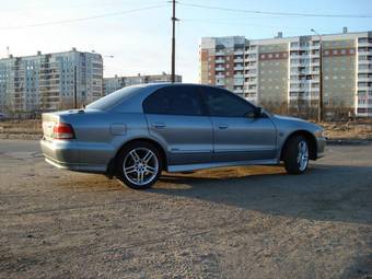 2003 Mitsubishi Galant Photos