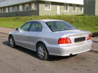 2003 Mitsubishi Galant Photos