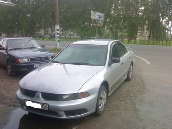 2003 Mitsubishi Galant Photos