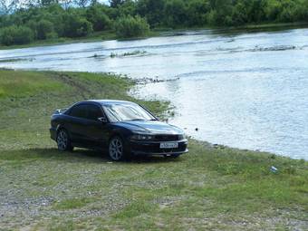 2003 Mitsubishi Galant Photos