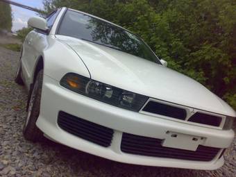 2003 Mitsubishi Galant Photos