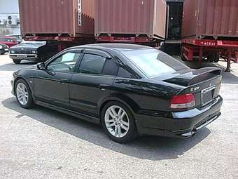 2004 Mitsubishi Galant Photos