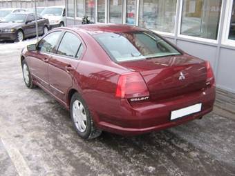 2004 Mitsubishi Galant Photos