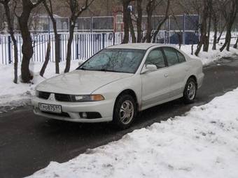 2004 Mitsubishi Galant Pictures