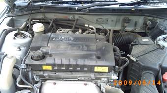2004 Mitsubishi Galant Photos