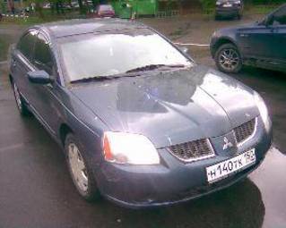 2004 Mitsubishi Galant Images