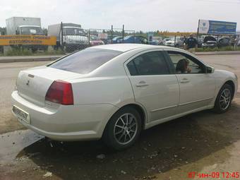 2004 Mitsubishi Galant Pictures