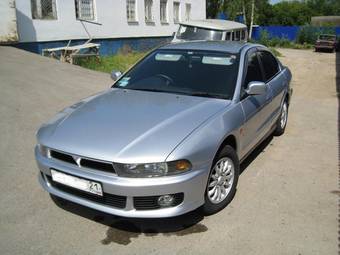 2004 Mitsubishi Galant Pictures
