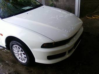 2004 Mitsubishi Galant Pictures