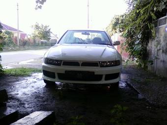 2004 Mitsubishi Galant Images
