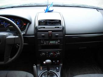 2004 Mitsubishi Galant Pictures