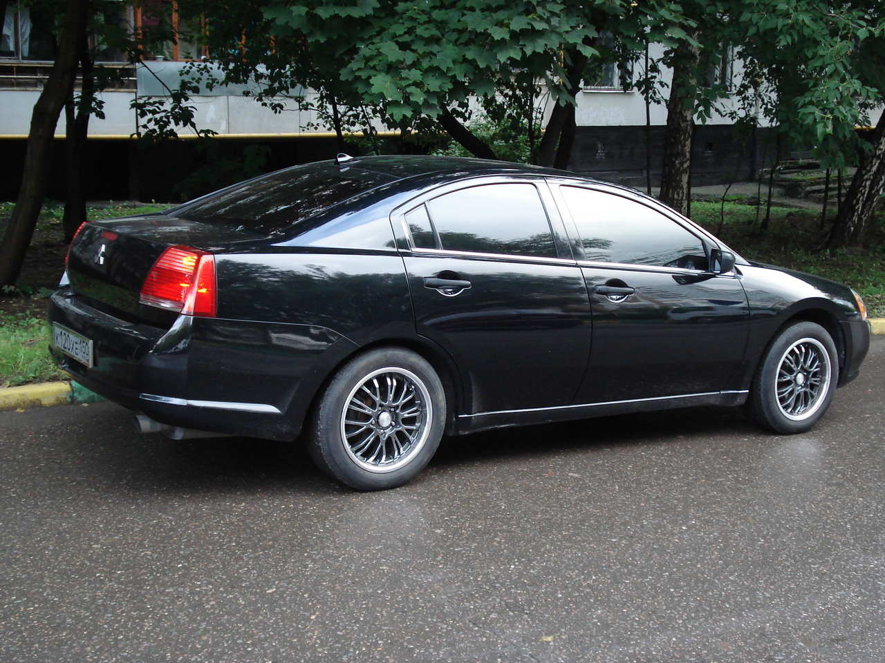 2004 Mitsubishi Galant specs, Engine size 2400cm3, Fuel