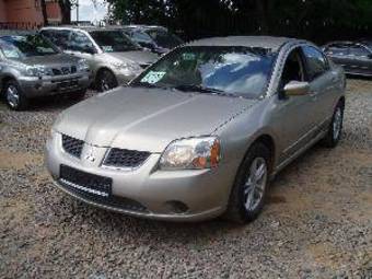 2004 Mitsubishi Galant Pics