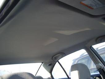 2005 Mitsubishi Galant Photos