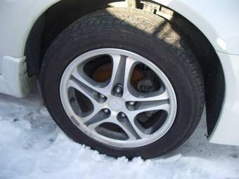 2005 Mitsubishi Galant Photos