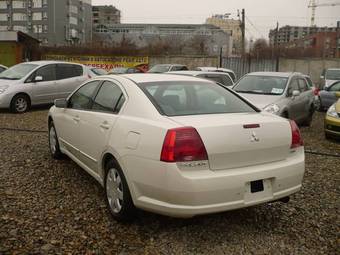 2005 Mitsubishi Galant Photos