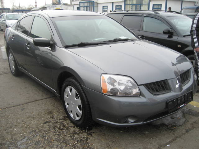 2005 Mitsubishi Galant