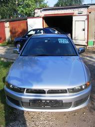 2005 Mitsubishi Galant Photos