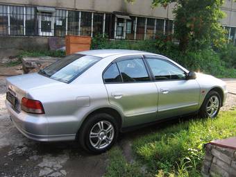 2005 Mitsubishi Galant Pictures