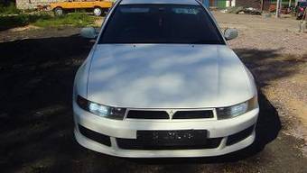 2005 Mitsubishi Galant Photos