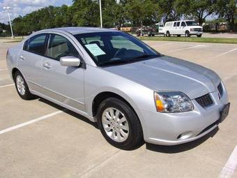 2005 Mitsubishi Galant Pictures