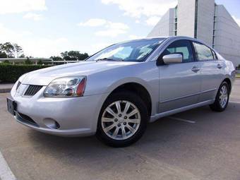 2005 Mitsubishi Galant Images