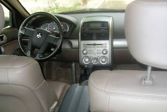 2005 Mitsubishi Galant Photos