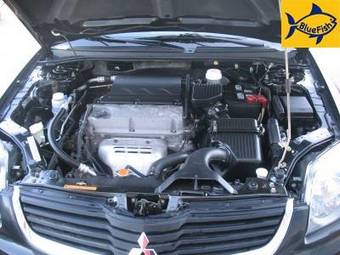 2006 Mitsubishi Galant Photos