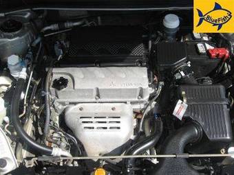 2006 Mitsubishi Galant Photos