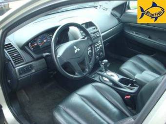2006 Mitsubishi Galant Photos