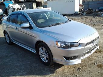 2010 Mitsubishi Galant Fortis Pictures