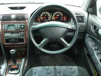 1998 Mitsubishi Galant Sports Pictures