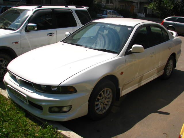 2000 Mitsubishi Galant Sports