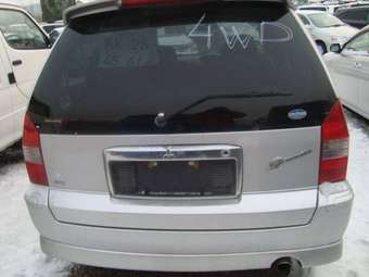 2002 Mitsubishi Grandis Pics