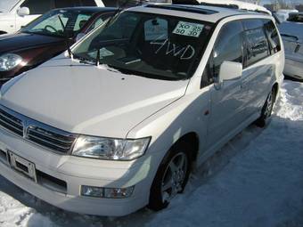 2002 Mitsubishi Grandis For Sale