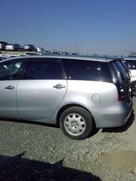 2003 Mitsubishi Grandis For Sale