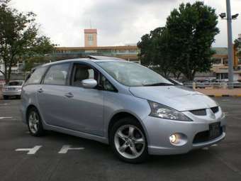 2003 Mitsubishi Grandis For Sale