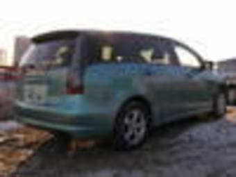 2003 Mitsubishi Grandis Pics