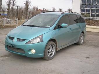 2003 Mitsubishi Grandis