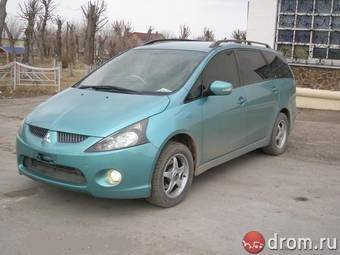 2003 Mitsubishi Grandis