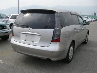 2003 Mitsubishi Grandis For Sale