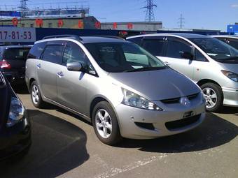 2003 Mitsubishi Grandis